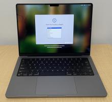 Apple MacBook Pro M1 (A2442) 14 Inch