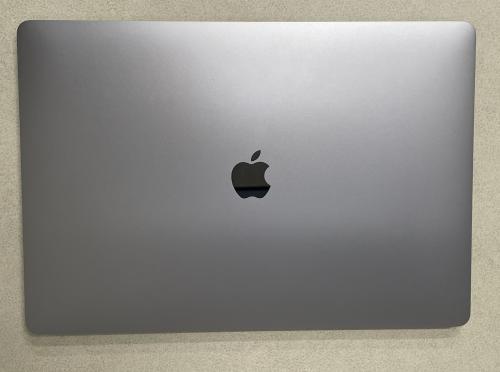 MacBook Pro Retina 16" 